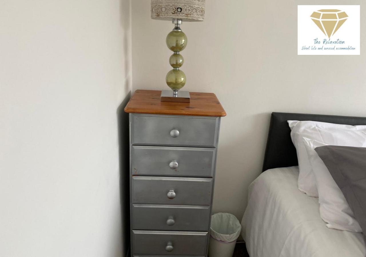 2 Bed Apartment-5 Guests - Business-Relocation-Parking - The Brighton Short Stay & Serviced Apartments Ngoại thất bức ảnh