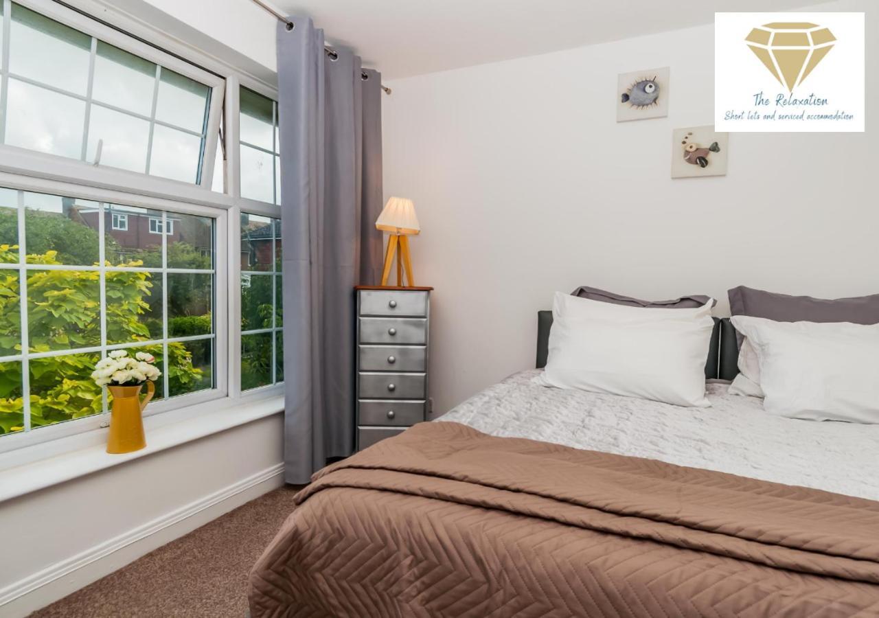 2 Bed Apartment-5 Guests - Business-Relocation-Parking - The Brighton Short Stay & Serviced Apartments Ngoại thất bức ảnh