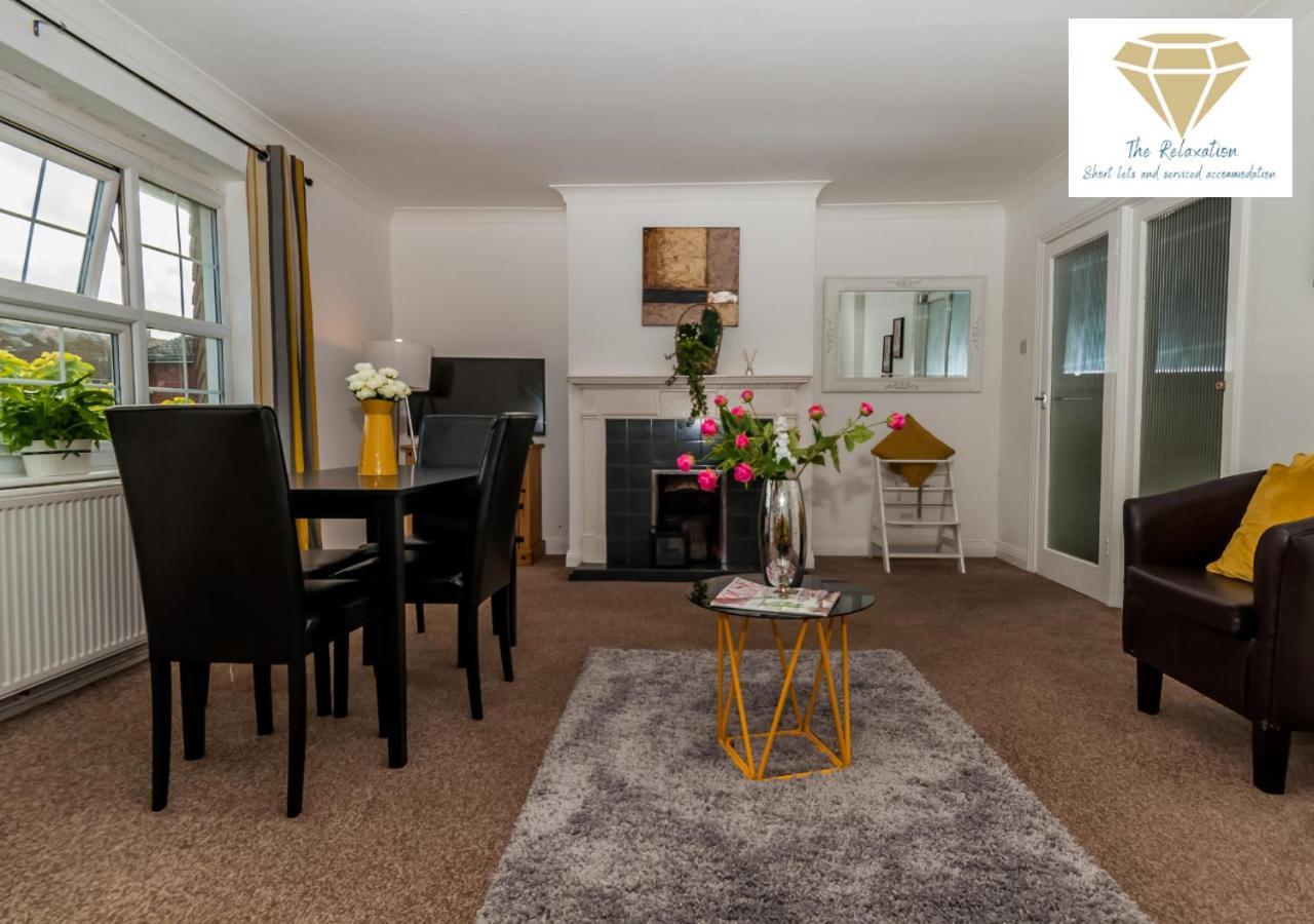 2 Bed Apartment-5 Guests - Business-Relocation-Parking - The Brighton Short Stay & Serviced Apartments Ngoại thất bức ảnh