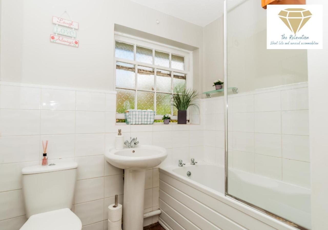 2 Bed Apartment-5 Guests - Business-Relocation-Parking - The Brighton Short Stay & Serviced Apartments Ngoại thất bức ảnh