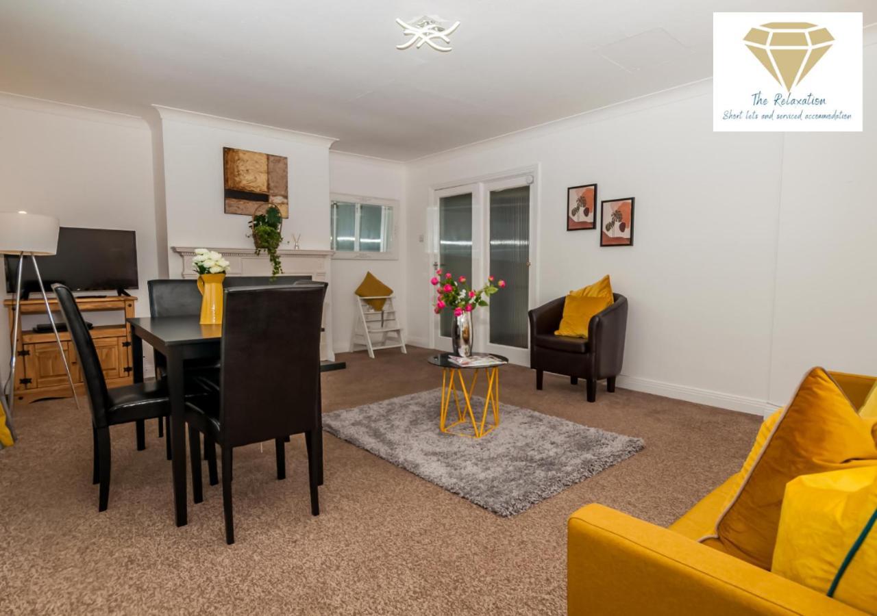 2 Bed Apartment-5 Guests - Business-Relocation-Parking - The Brighton Short Stay & Serviced Apartments Ngoại thất bức ảnh