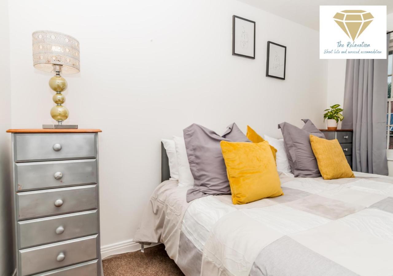 2 Bed Apartment-5 Guests - Business-Relocation-Parking - The Brighton Short Stay & Serviced Apartments Ngoại thất bức ảnh